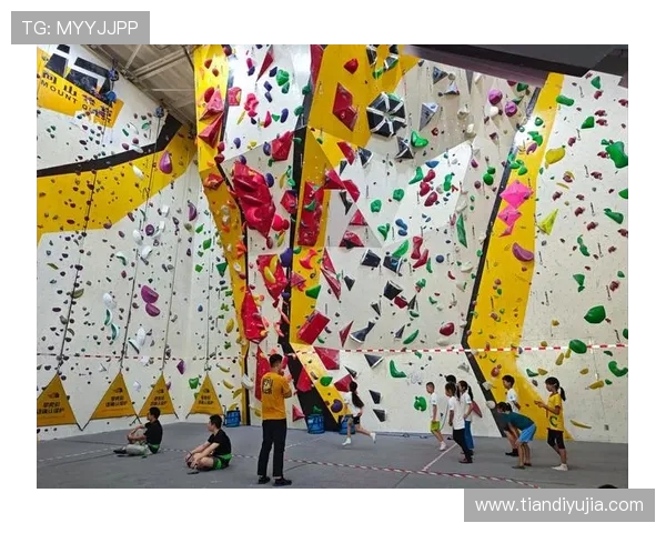 南京攀岩队在全国攀岩配合排行榜中荣获第四名的辉煌成就