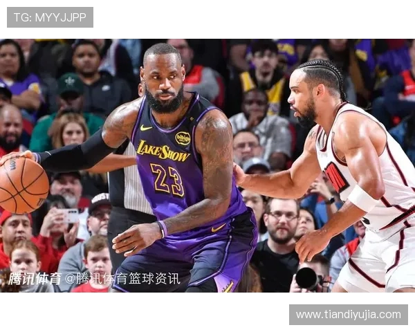 2008年湖人对阵火箭的经典对决回顾与精彩瞬间分析