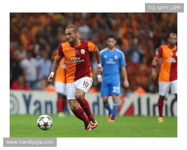 加拉塔萨雷主场迎战贝尔格莱德红星争夺欧战小组赛关键胜利