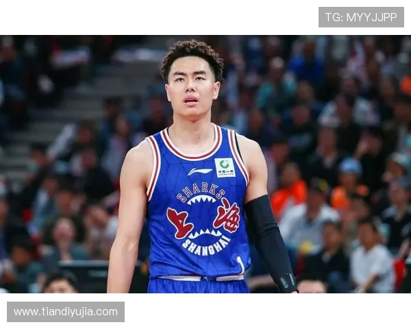 李添荣的成长之路：从普通学生到行业领军人物的奋斗故事