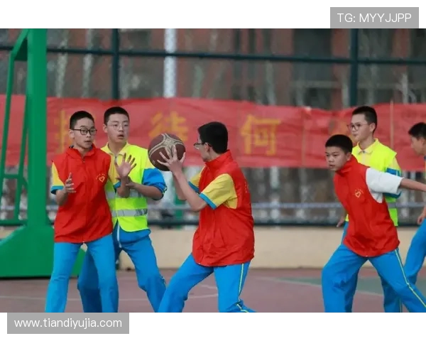 梦想篮球队与火花的激烈对决展现青春热血与团队精神的完美结合