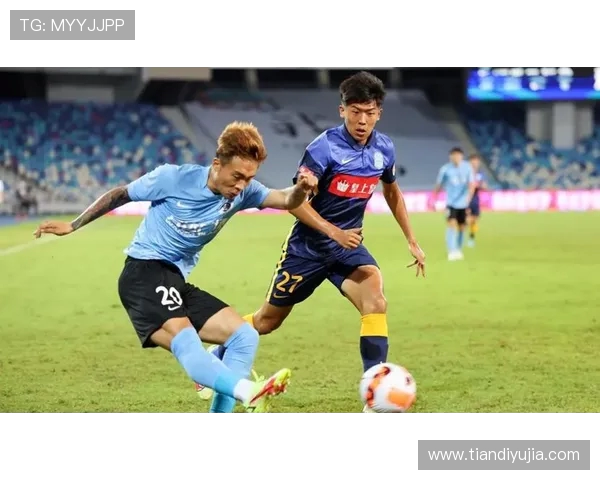 重庆斯威迎战广州大连争夺中超积分榜关键战役的胜利与荣耀