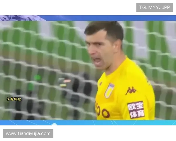 马丁内斯的传奇人生与足球世界的辉煌成就探索 马丁内斯的传奇人生与足球世界的辉煌成就探索