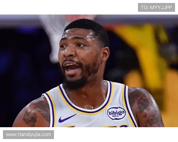 马库斯斯马特:从防守悍将到球队领袖的华丽转身与成长之路