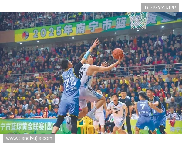 杭州篮球队耐力创新高引发关注全市篮球热潮再掀新篇章 杭州篮球队耐力创新高引发关注全市篮球热潮再掀新篇章